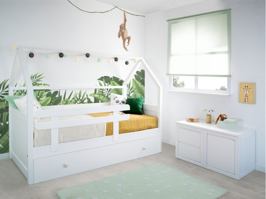 Chambre d'enfant moderne avec lit Cabane. 